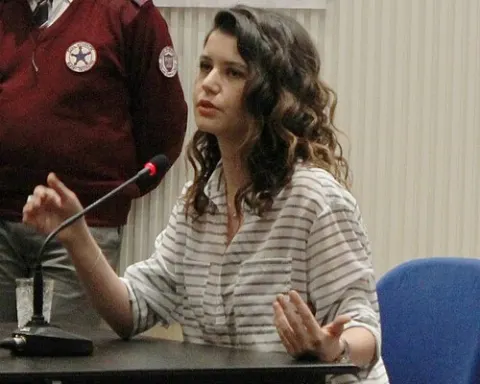 Beren Saat, actrice de telenovelas